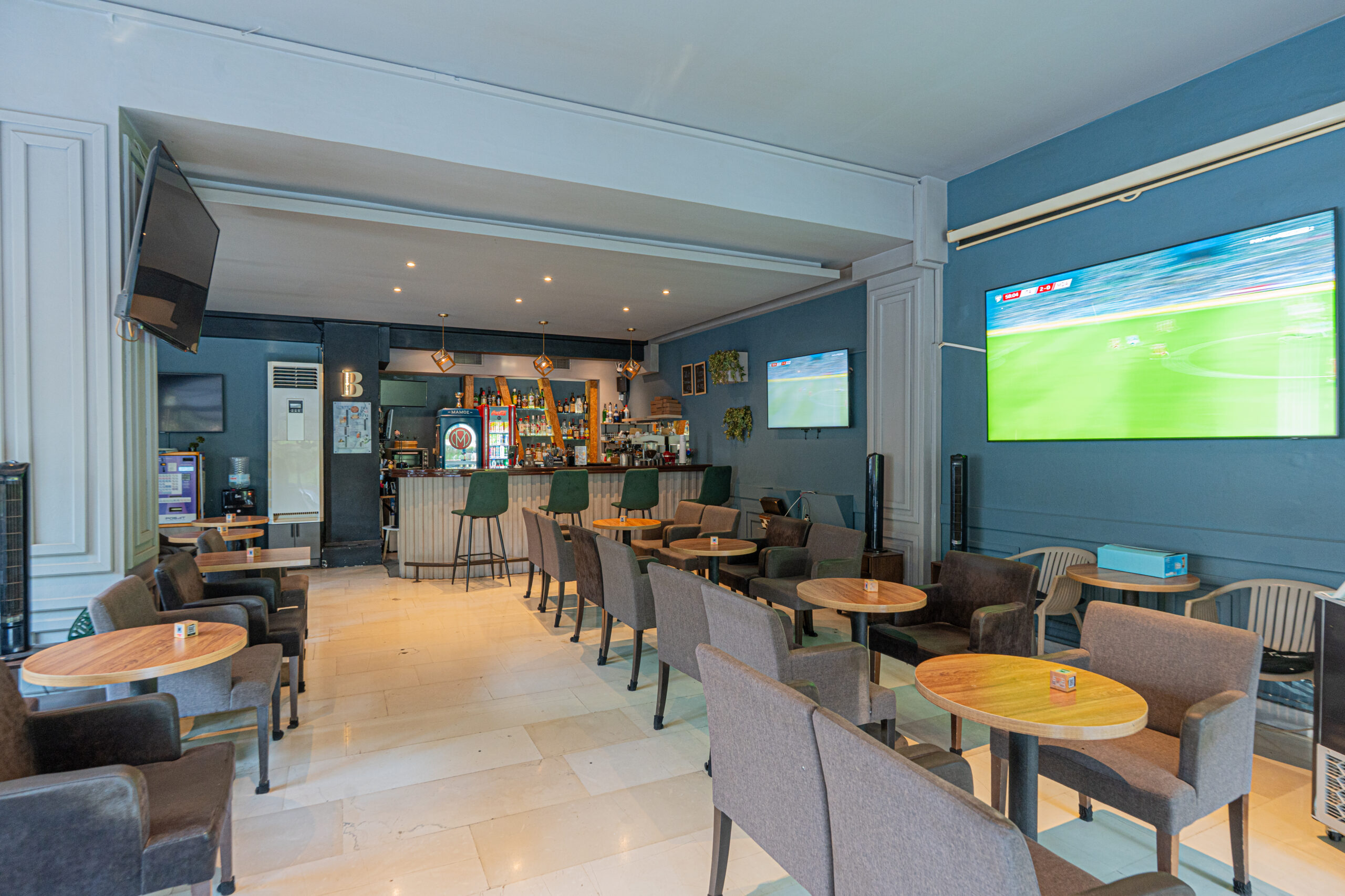 Bors@Lino Sports Café